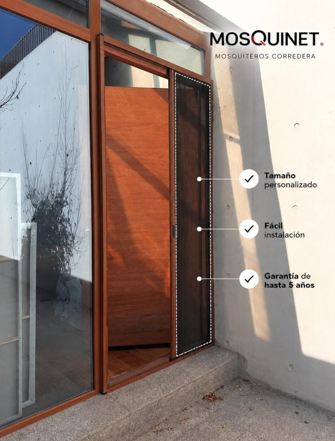 Sistema Moskinet instalado por JCAST en una puerta
